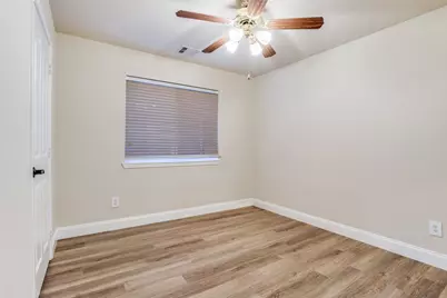 2129 Clubside Drive, Corinth, TX 76210 - Photo 22