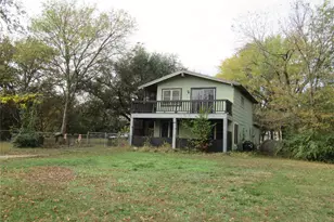 242 Club Park Ct, East Tawakoni, TX 75472 - Photo 10