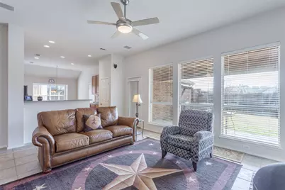2437 Campfire Lane, Frisco, TX 75033 - Photo 6