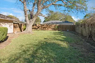 12612 Whispering Hills Dr, Dallas, TX 75243 - Photo 16