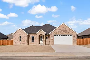 506 Limestone Cir, Mabank, TX 75147 - Photo 1