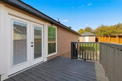 1711 E Waco Avenue, Dallas, TX 75216 - Photo 20