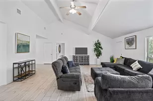 1816 Hidden Valley Rd, Granbury, TX 76049 - Photo 10