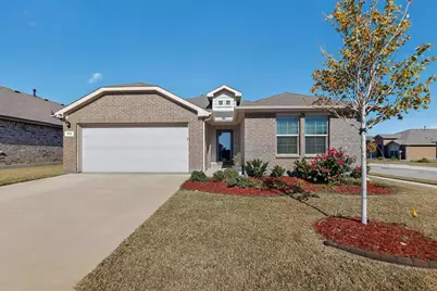 612 Mount Vista Lane, Fort Worth, TX 76131 - Photo 1