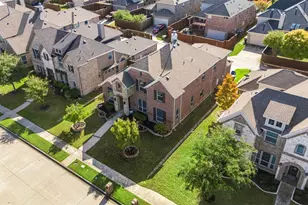 1025 Gentle Wind Ln, Frisco, TX 75036 - Photo 32