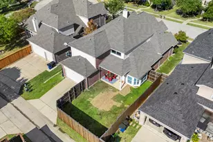 1025 Gentle Wind Ln, Frisco, TX 75036 - Photo 34