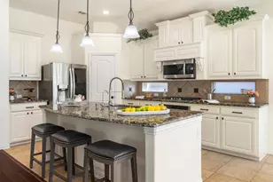 1025 Gentle Wind Ln, Frisco, TX 75036 - Photo 6