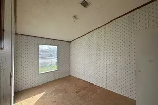 132 Juan Ct, Hudson Oaks, TX 76087 - Photo 10