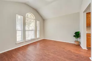 824 Bridle Trail, Saginaw, TX 76179 - Photo 8