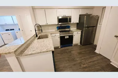 1402 S Carrier Parkway #305, Grand Prairie, TX 75051 - Photo 10