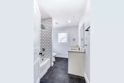 903 W 8th Street, Bonham, TX 75418 - Photo 14