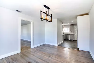 903 W 8th Street, Bonham, TX 75418 - Photo 6