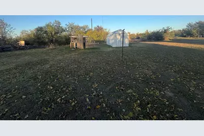 119 Theresa Drive, Graham, TX 76450 - Photo 14