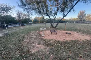 119 Theresa Dr, Graham, TX 76450 - Photo 20