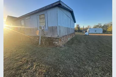 119 Theresa Drive, Graham, TX 76450 - Photo 16