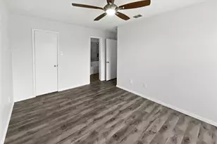 1726 Hillcrest Ct, Balch Springs, TX 75180 - Photo 34