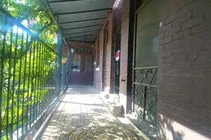 109 NW 20th St, Fort Worth, TX 76164 - Photo 18