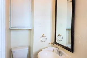 109 NW 20th St, Fort Worth, TX 76164 - Photo 14