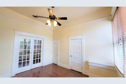 109 NW 20th Street #205, Fort Worth, TX 76164 - Photo 12