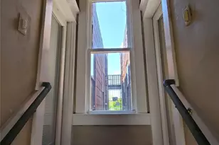 109 NW 20th St, Fort Worth, TX 76164 - Photo 4