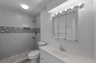 1815 E Grauwyler Rd, Irving, TX 75061 - Photo 12