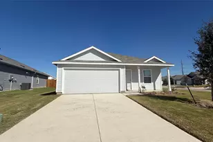 1600 Parliar St, McKinney, TX 75071 - Photo 2