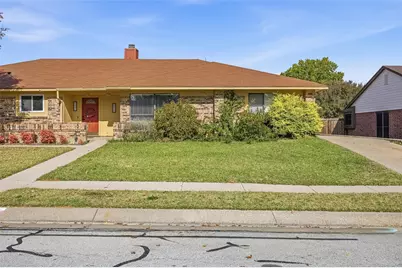 2425 Oakmont Drive, Bedford, TX 76022 - Photo 2