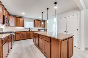 7613 Heritage Dr, Little Elm, TX 76227 - Photo 12