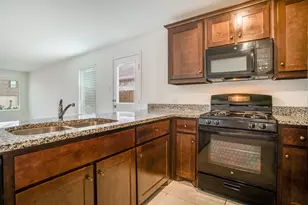 14124 Calderwood St, Pilot Point, TX 76258 - Photo 10