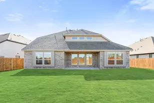 933 Cannes Dr, Red Oak, TX 75154 - Photo 38