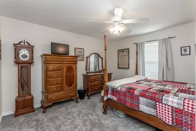 105 W 6th Street, Lindsay, TX 76250 - Photo 22