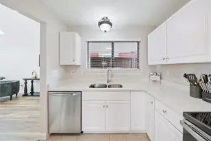 4229 Phoenix Dr, Carrollton, TX 75010 - Photo 10