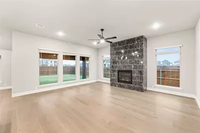 905 Denham Drive, Red Oak, TX 75154 - Photo 8