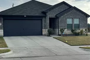 2008 Bronco Dr, Seagoville, TX 75159 - Photo 2