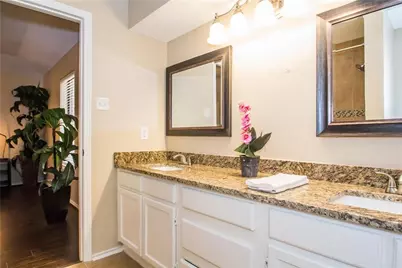 2405 Cranberry Lane, Euless, TX 76039 - Photo 16