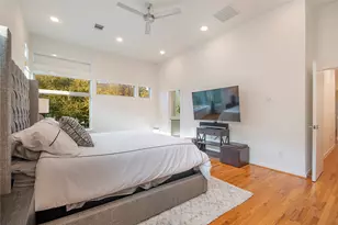 2210 Lola Ct, Dallas, TX 75206 - Photo 16