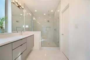 2210 Lola Ct, Dallas, TX 75206 - Photo 18