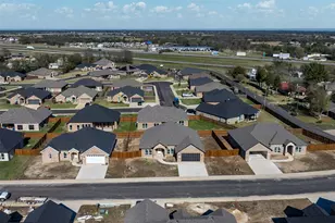 502 Limestone Cir, Mabank, TX 75147 - Photo 36