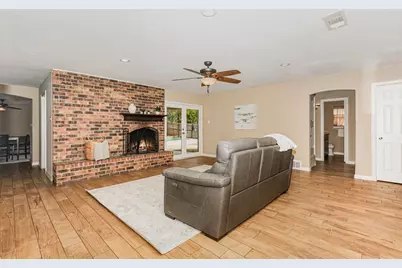 2704 Shady Grove Drive, Bedford, TX 76021 - Photo 4