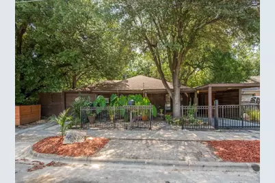 208 Cliffdale Avenue, Dallas, TX 75211 - Photo 2