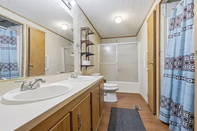 4400 Kristy Court, Granbury, TX 76049 - Photo 16