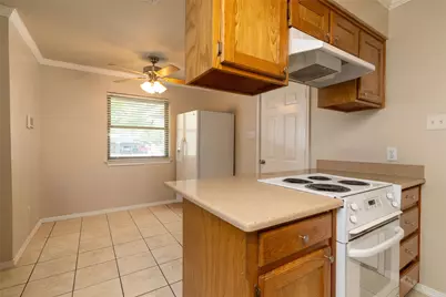 401 Berryhill Drive, Springtown, TX 76082 - Photo 10