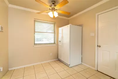 401 Berryhill Drive, Springtown, TX 76082 - Photo 14