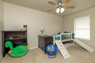 401 Berryhill Dr, Springtown, TX 76082 - Photo 16