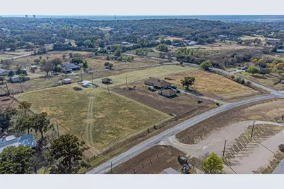 2121 Rock Creek Road, Crowley, TX 76036 - Photo 10