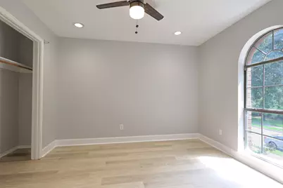 815 Valleycreek Road, Mesquite, TX 75181 - Photo 24