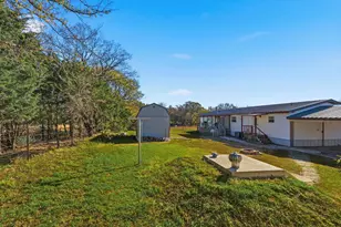 609 Cedar Mills Rd, Gordonville, TX 76245 - Photo 32