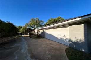 1108 Berkshire Ct, Trophy Club, TX 76262 - Photo 34