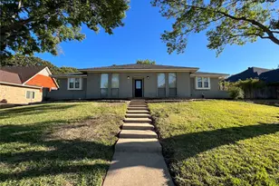 1108 Berkshire Ct, Trophy Club, TX 76262 - Photo 1