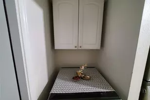 200 Morning Star Ct, Irving, TX 75063 - Photo 34